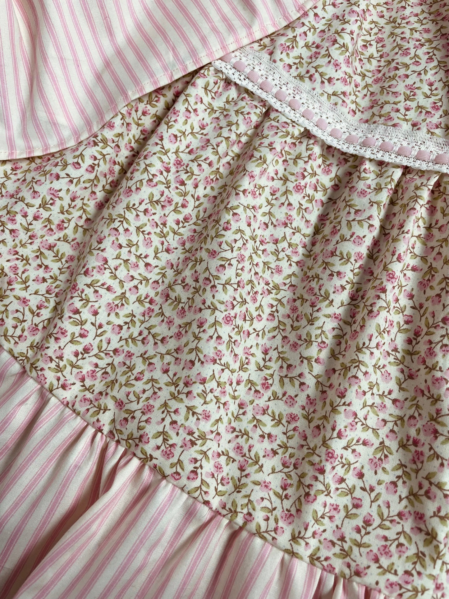 Tiered elasticated Skirt in Cream and Pink ditsy floral & Pink candy stripes, trimmed with vintage Lace