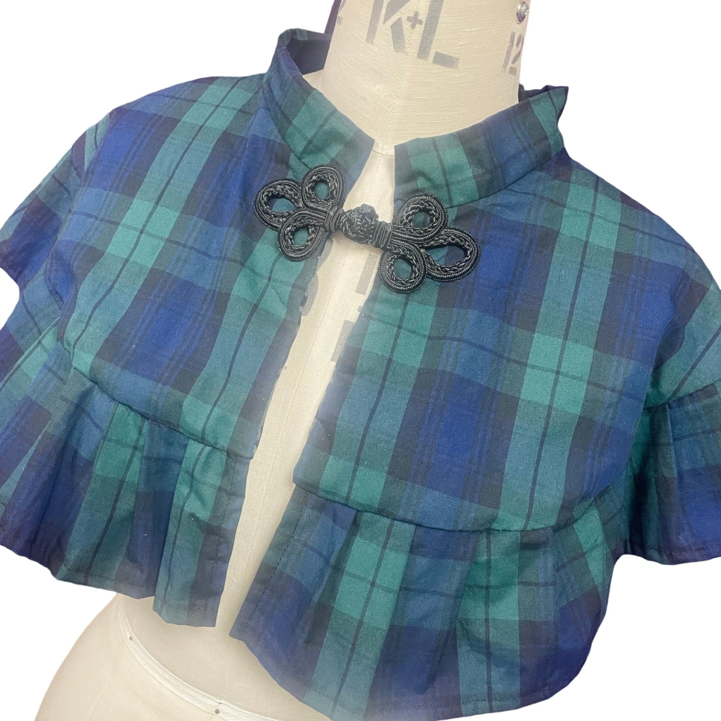 Frilled Capelet in Blackwatch Tartan