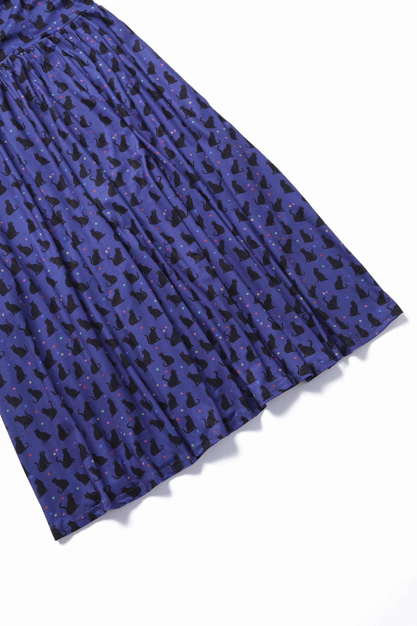 Billie Purple V-Neckline Cat Silhouette Print Dress